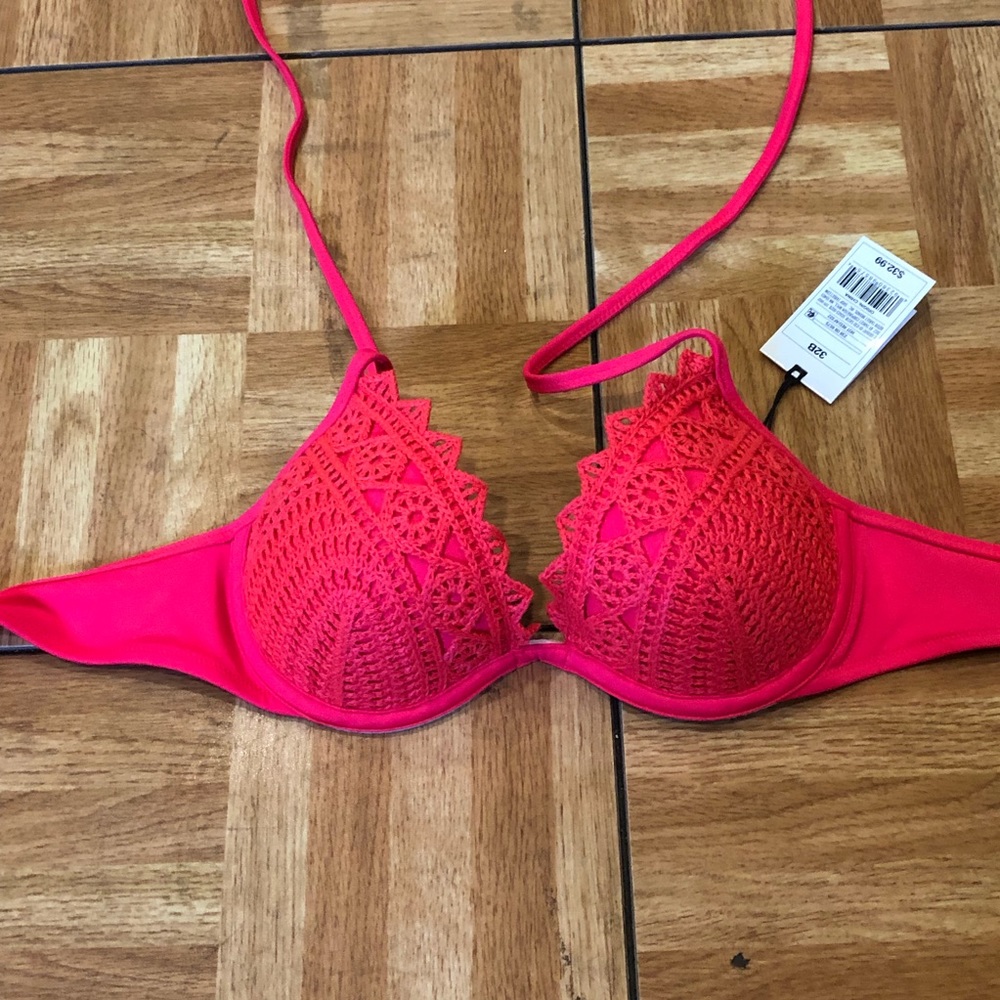 Shade and Shore bikini swimsuit top NWT